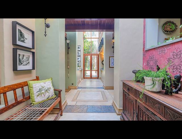 4 BEDROOM HOUSE FOR SALE IN FOURWAYS